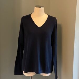 Tommy Hilfiger Navy V-Neck Sweater for Women XL